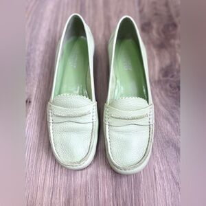 Franco Sarto Soft Powder Green Leather Loafers Size 7 EUC